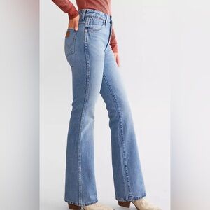 Wrangler Women's Light Blue Boot Cut Jeans